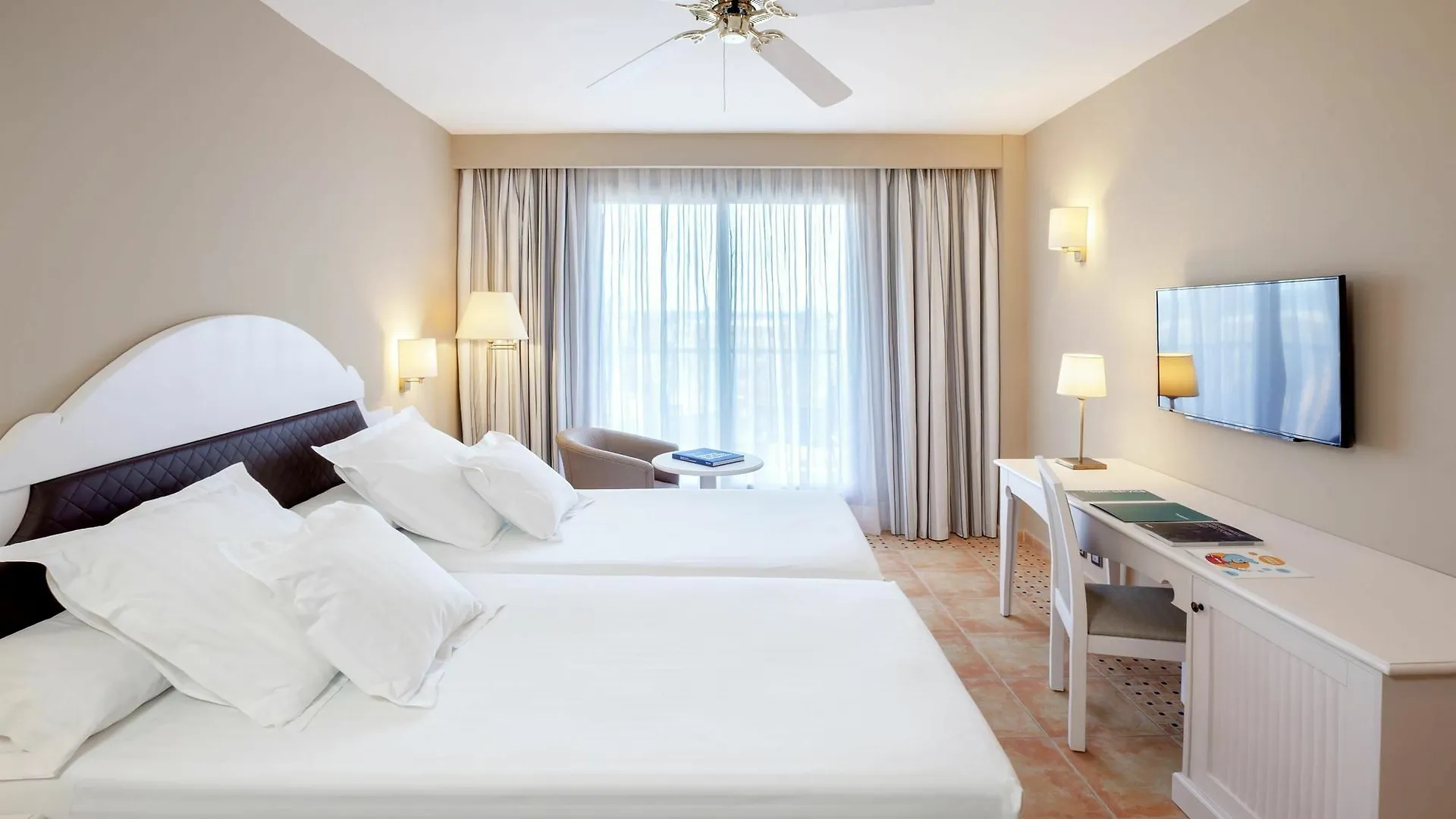 Occidental Isla Cristina Hotel